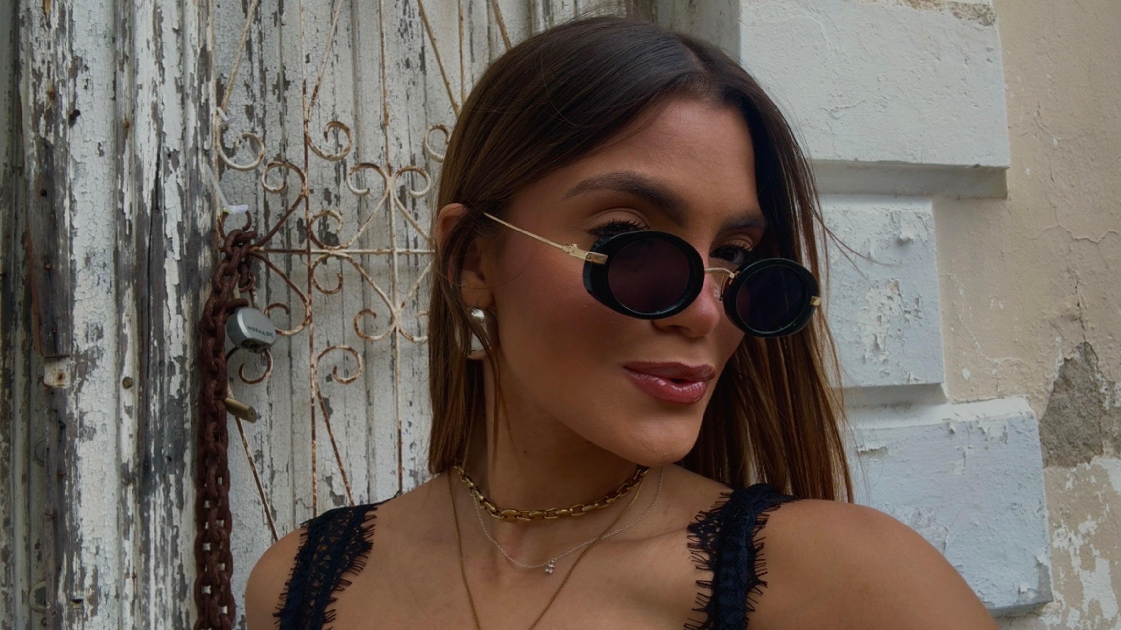 oval sunglasses