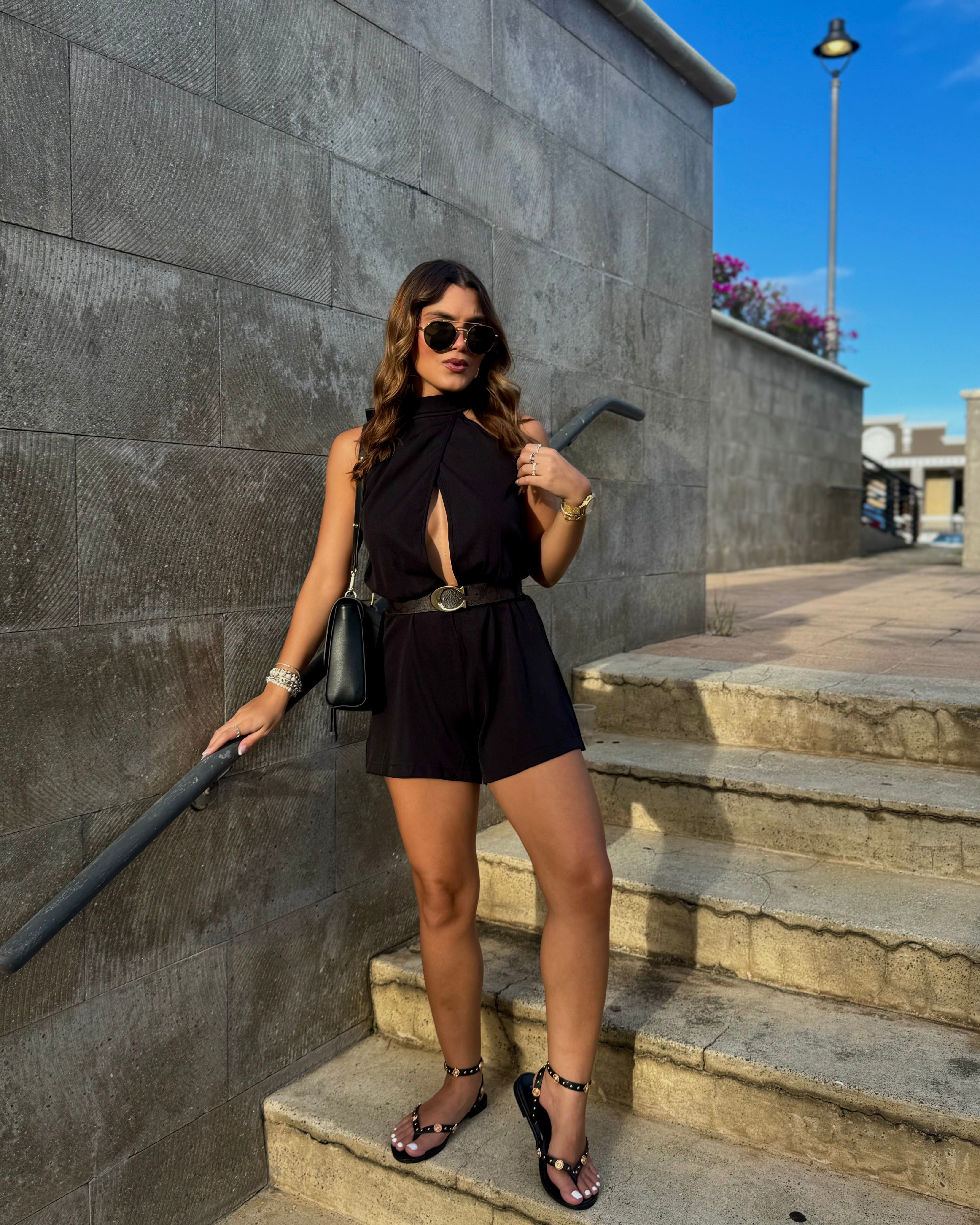 anelisse semi-formal romper