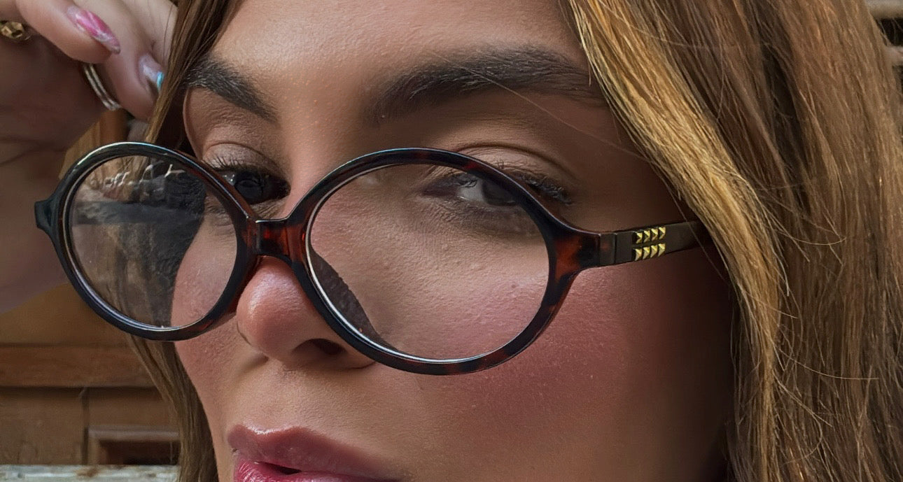 miú non real glasses ✨