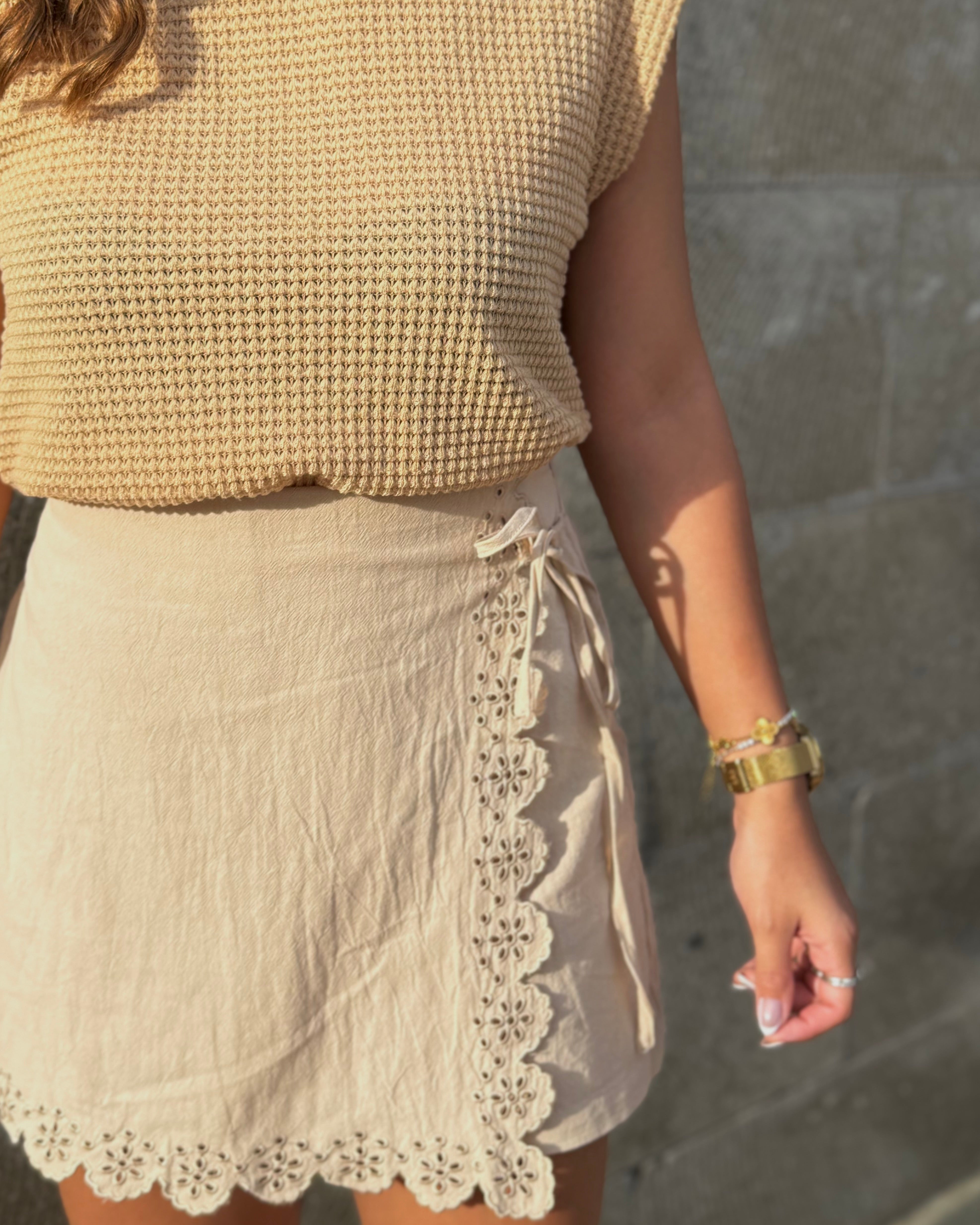 lissiolette semi-formal camel skort
