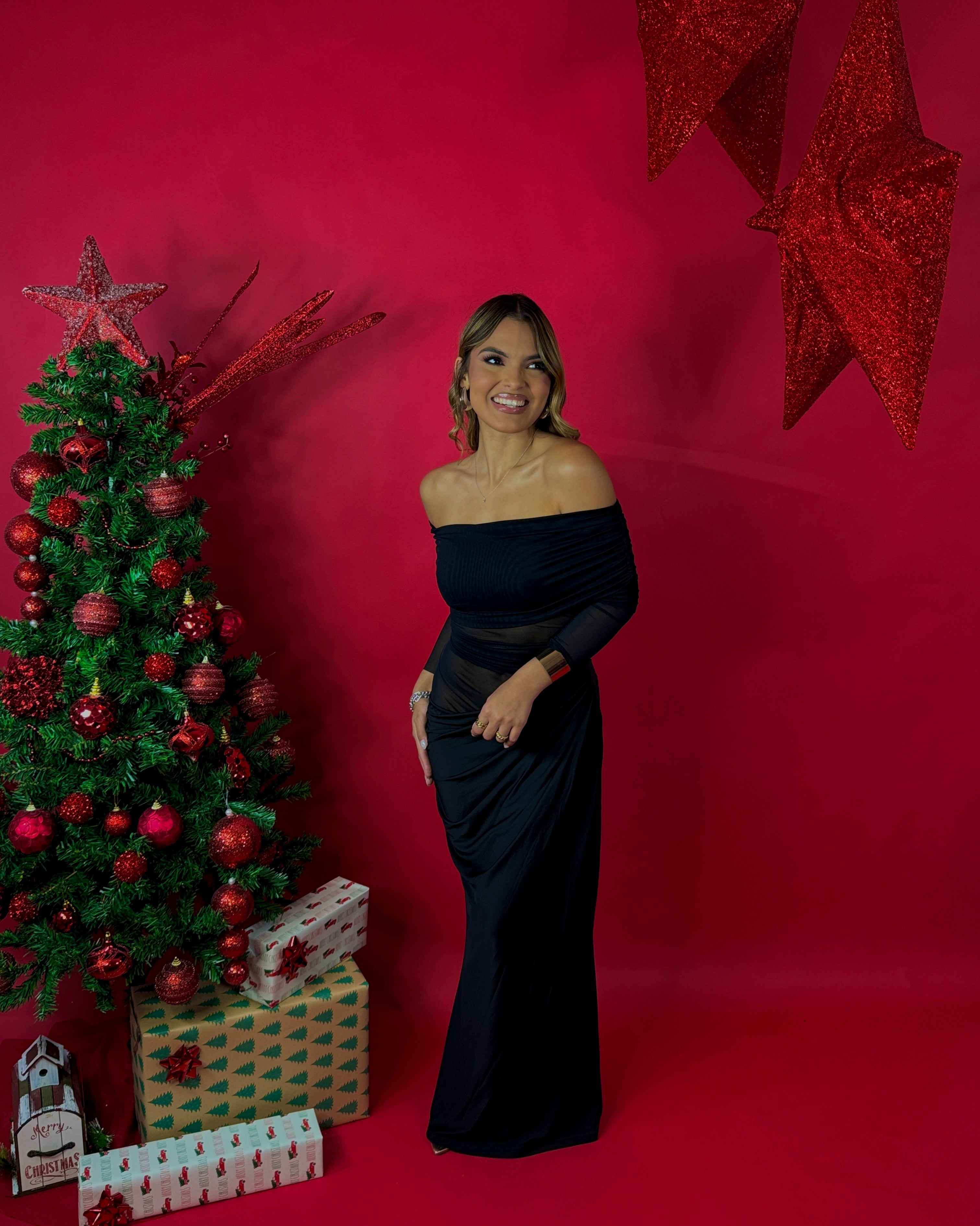 idalinna noir draped goddess