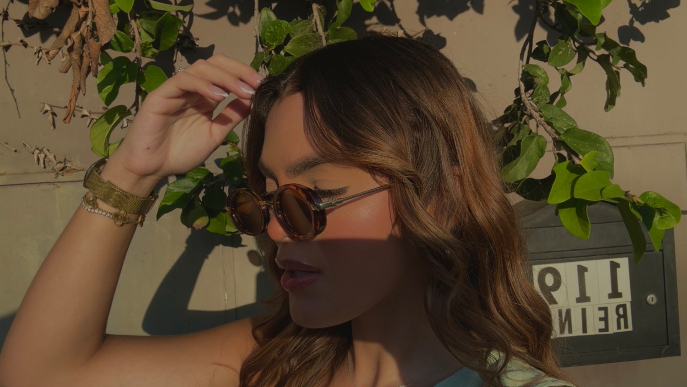 oval sunglasses