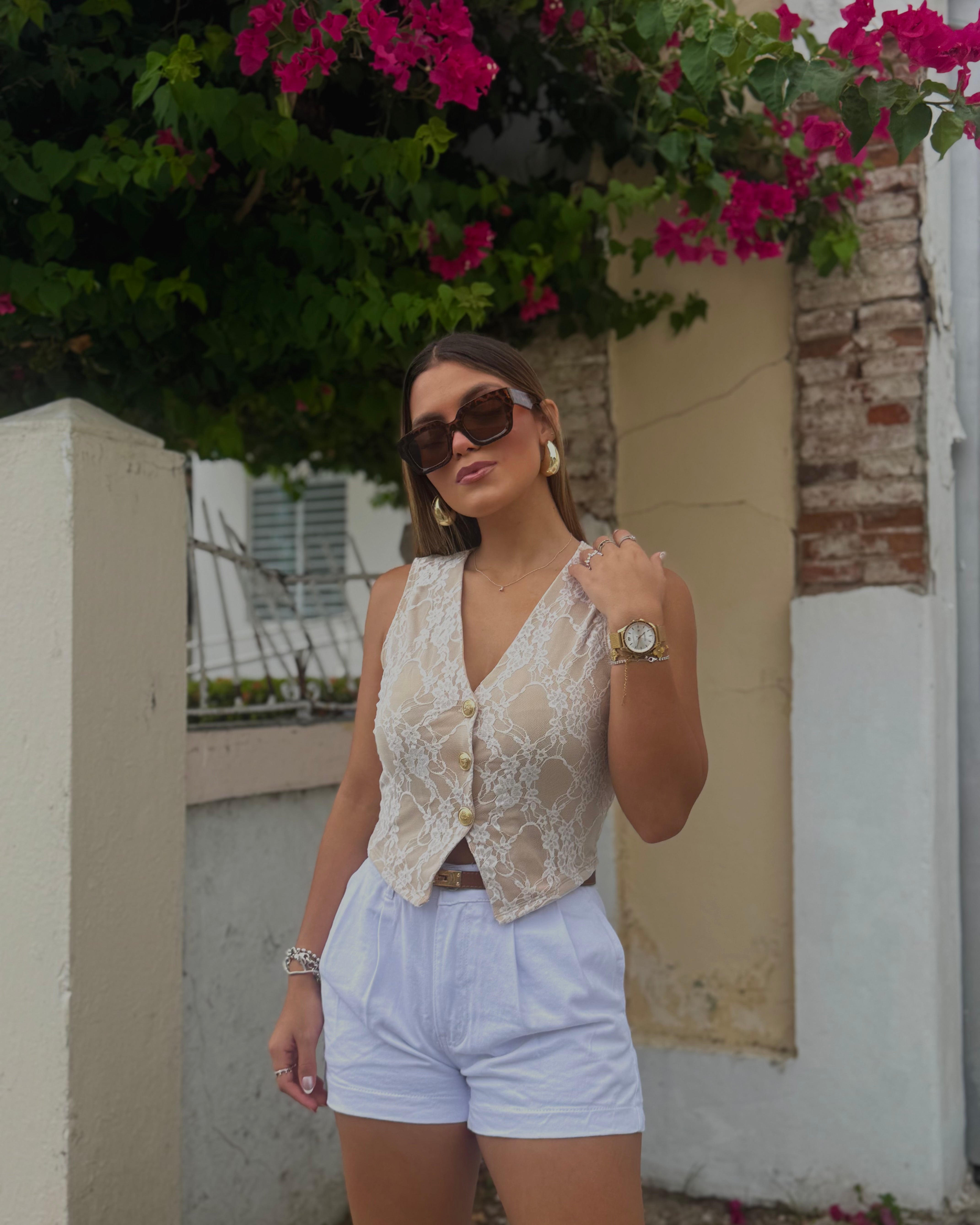 dánicka dream lace vest