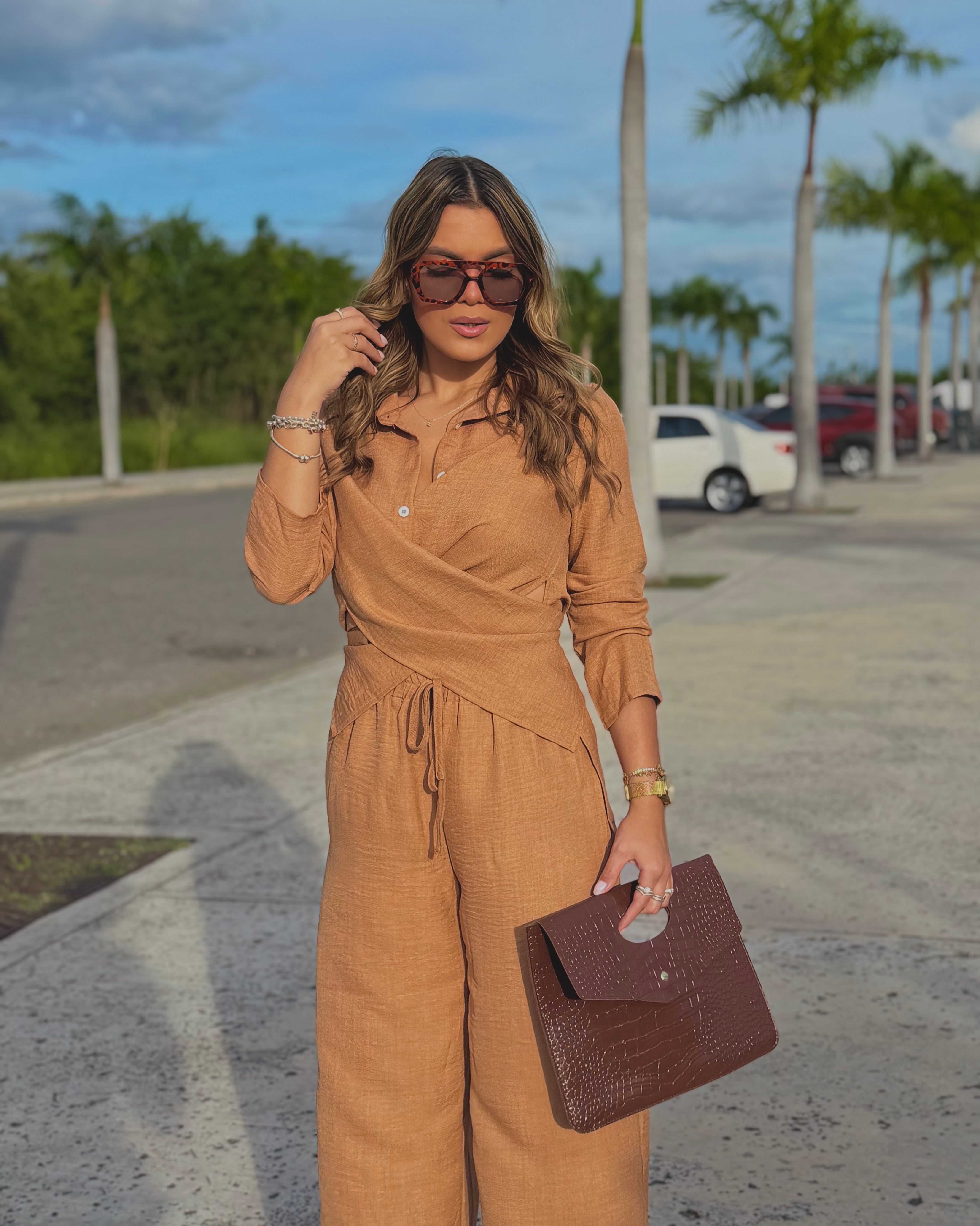 tatienne button down set caqui