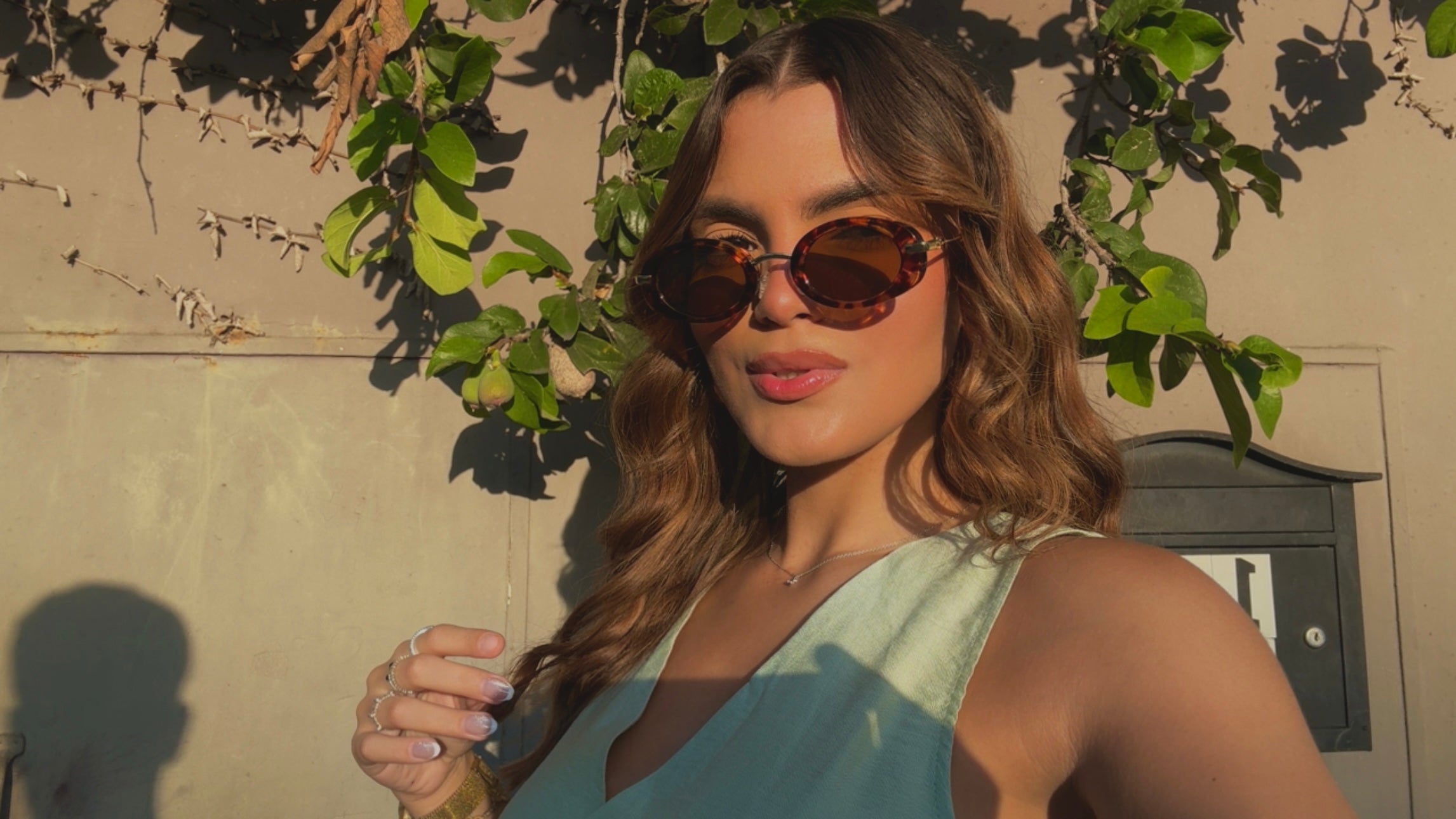 oval sunglasses