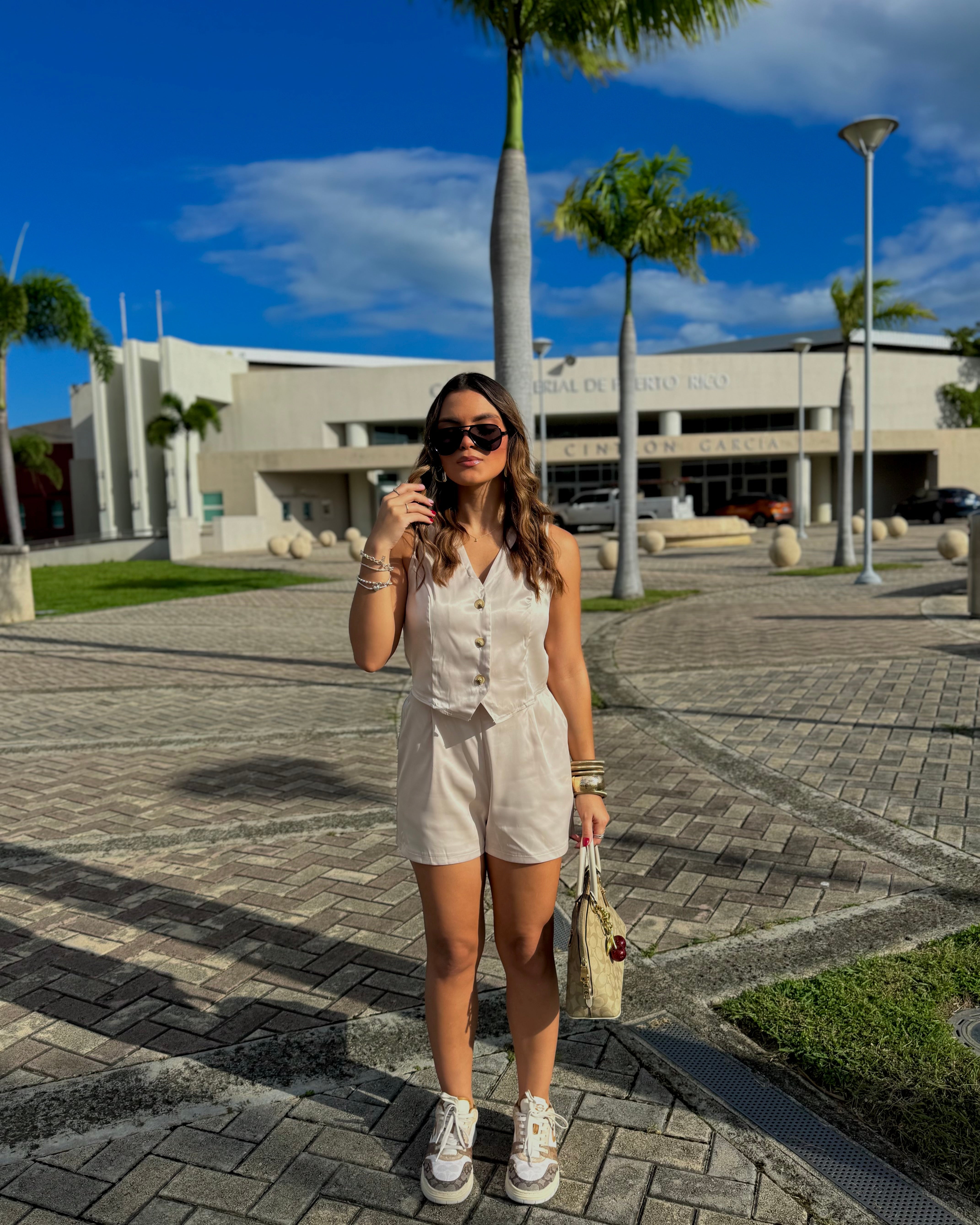 tiffany vest set champagne