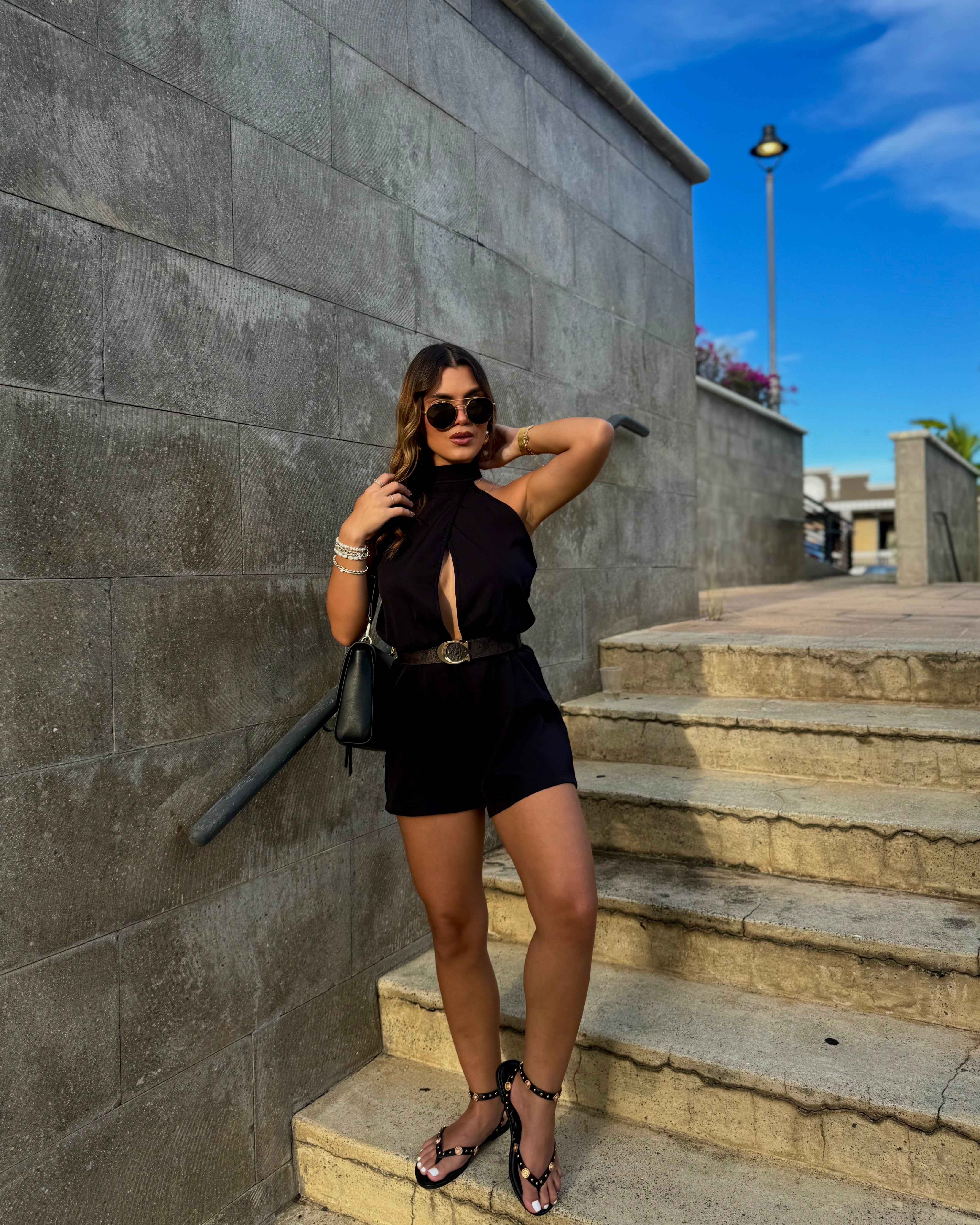 anelisse semi-formal romper