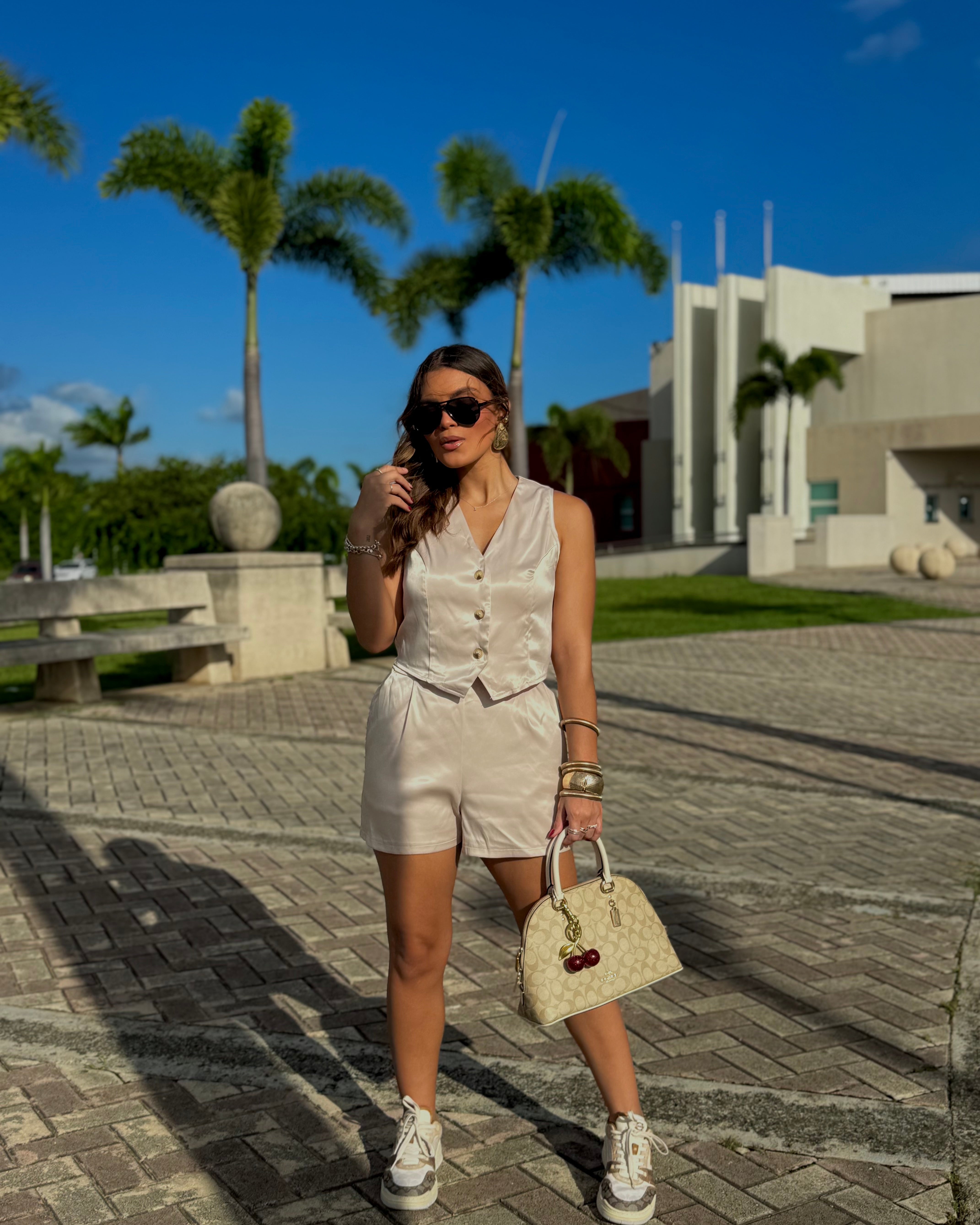 tiffany vest set champagne