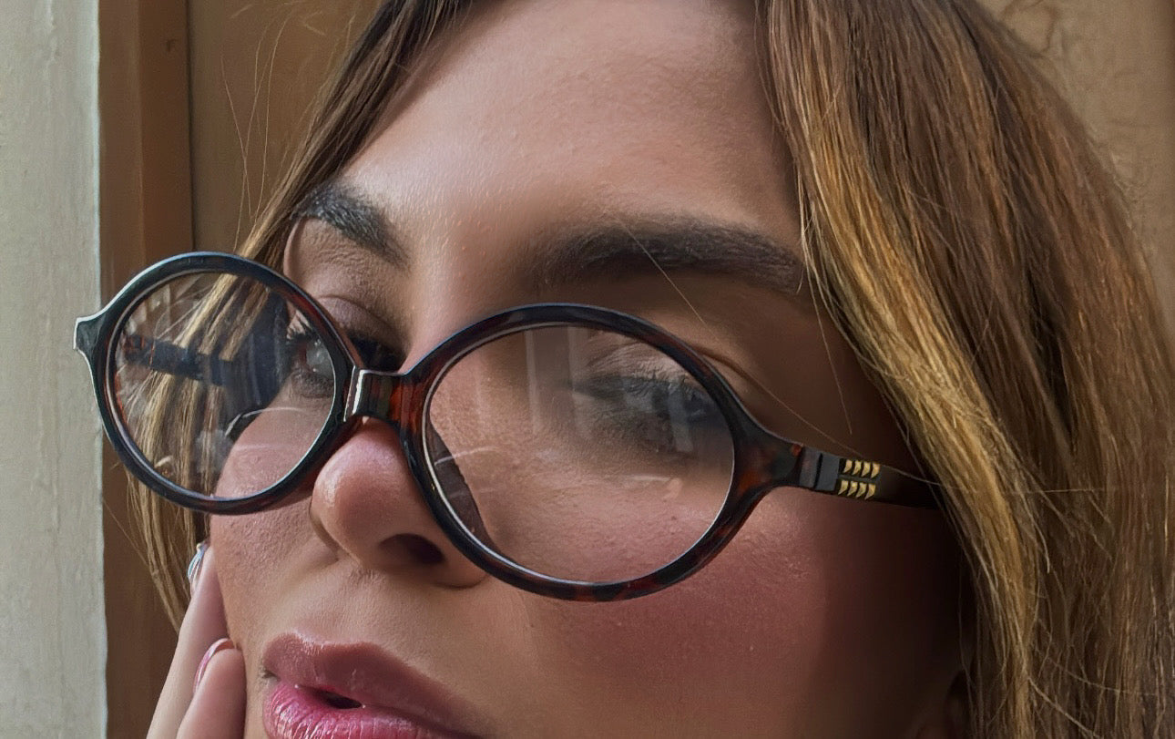 miú non real glasses ✨